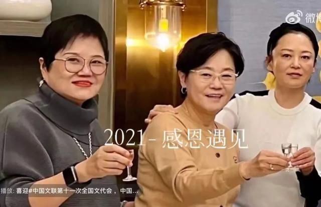 微变传奇广告美女