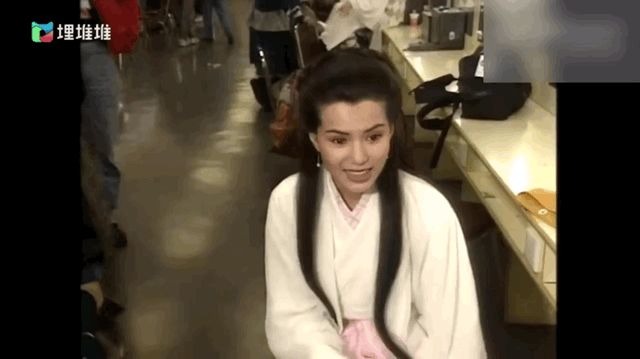 微变传奇广告美女