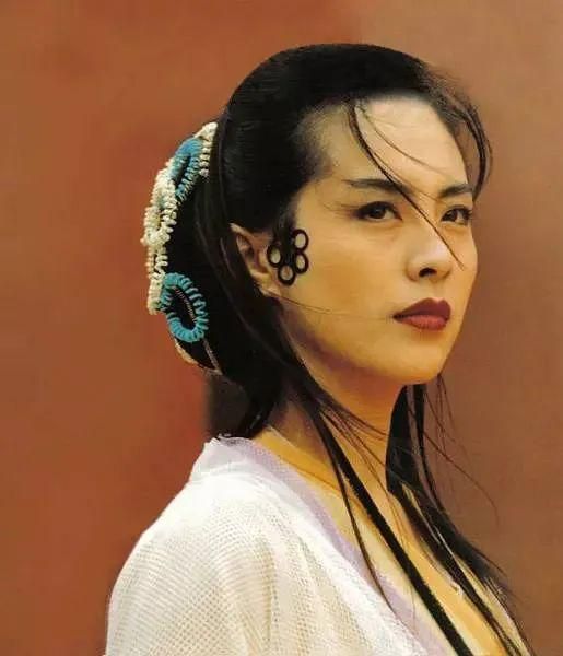 微变传奇广告美女