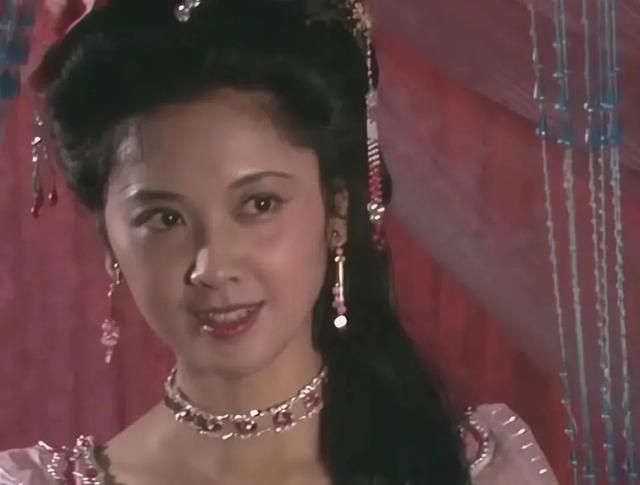 微变传奇广告美女