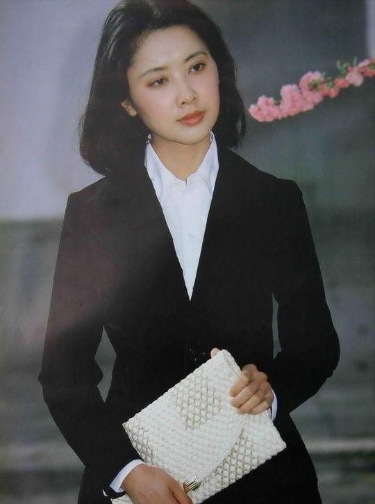 微变传奇广告美女